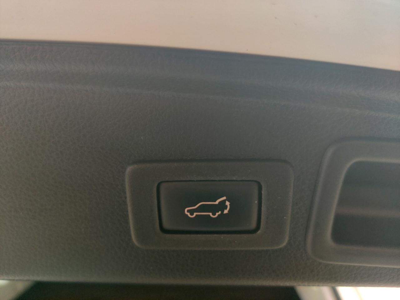 Subaru Forester 2.5i Limited 2017