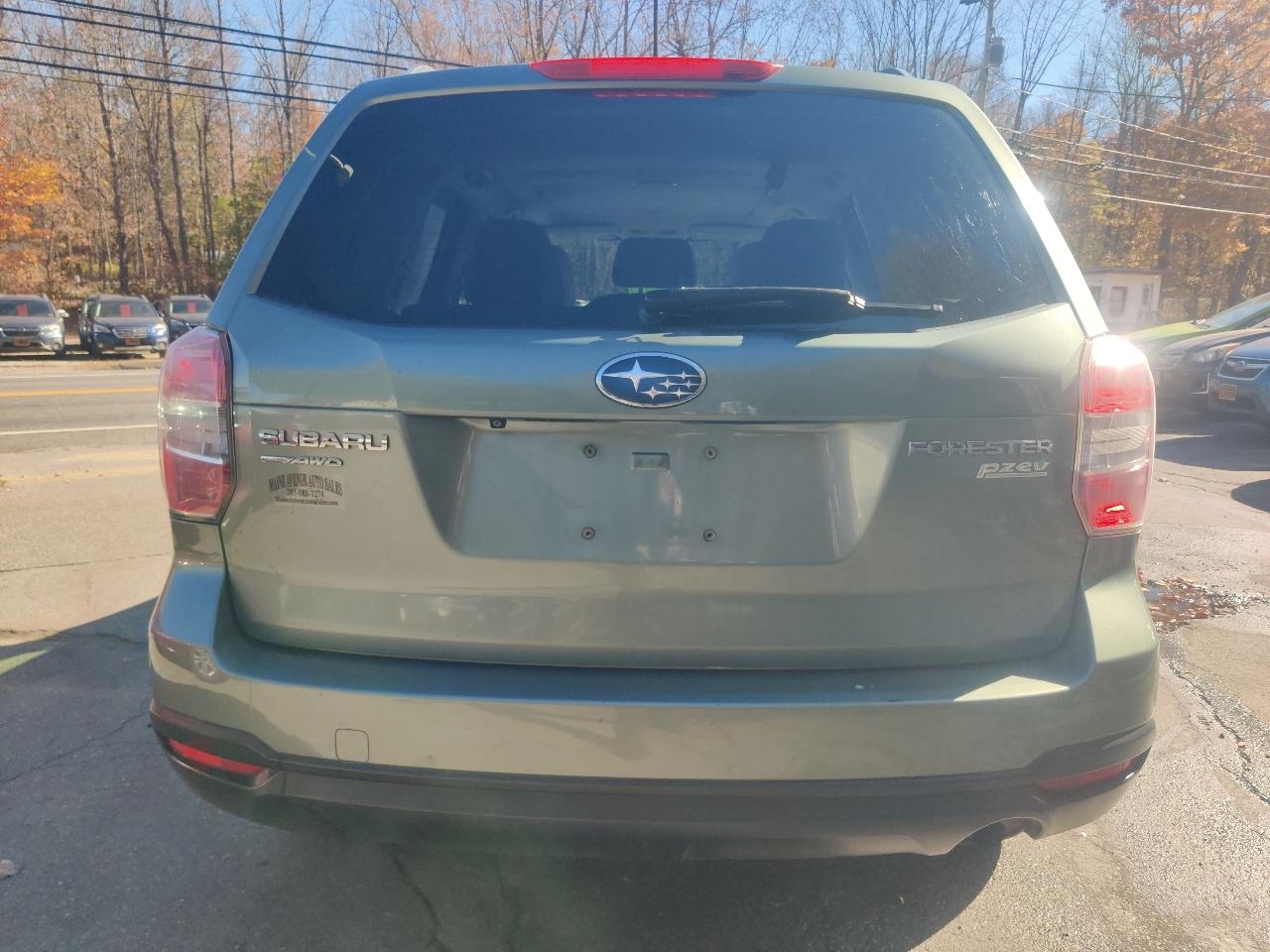Subaru Forester 2.5i Premium 2015