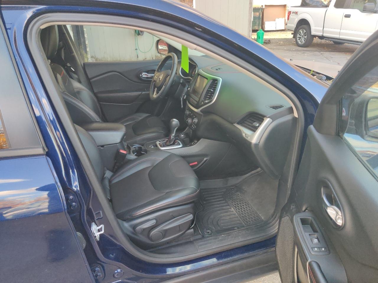 Jeep Cherokee Trailhawk 4WD 2015