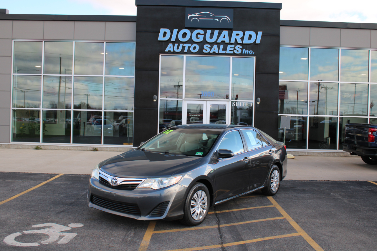 Toyota Camry LE 2012