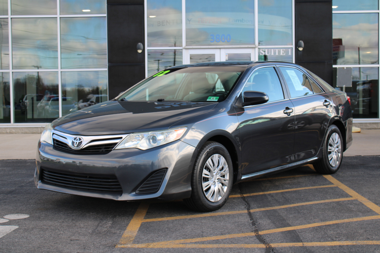 Toyota Camry LE 2012