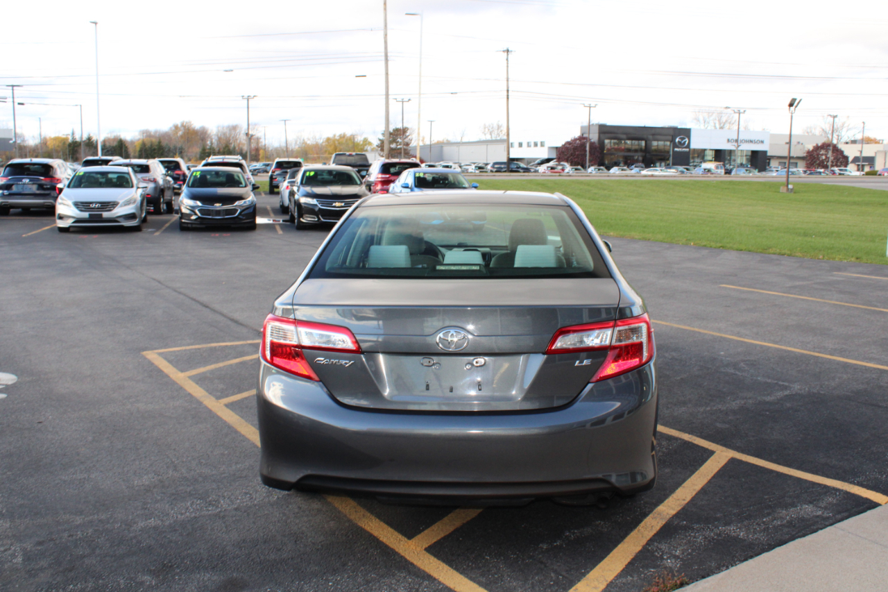 Toyota Camry LE 2012