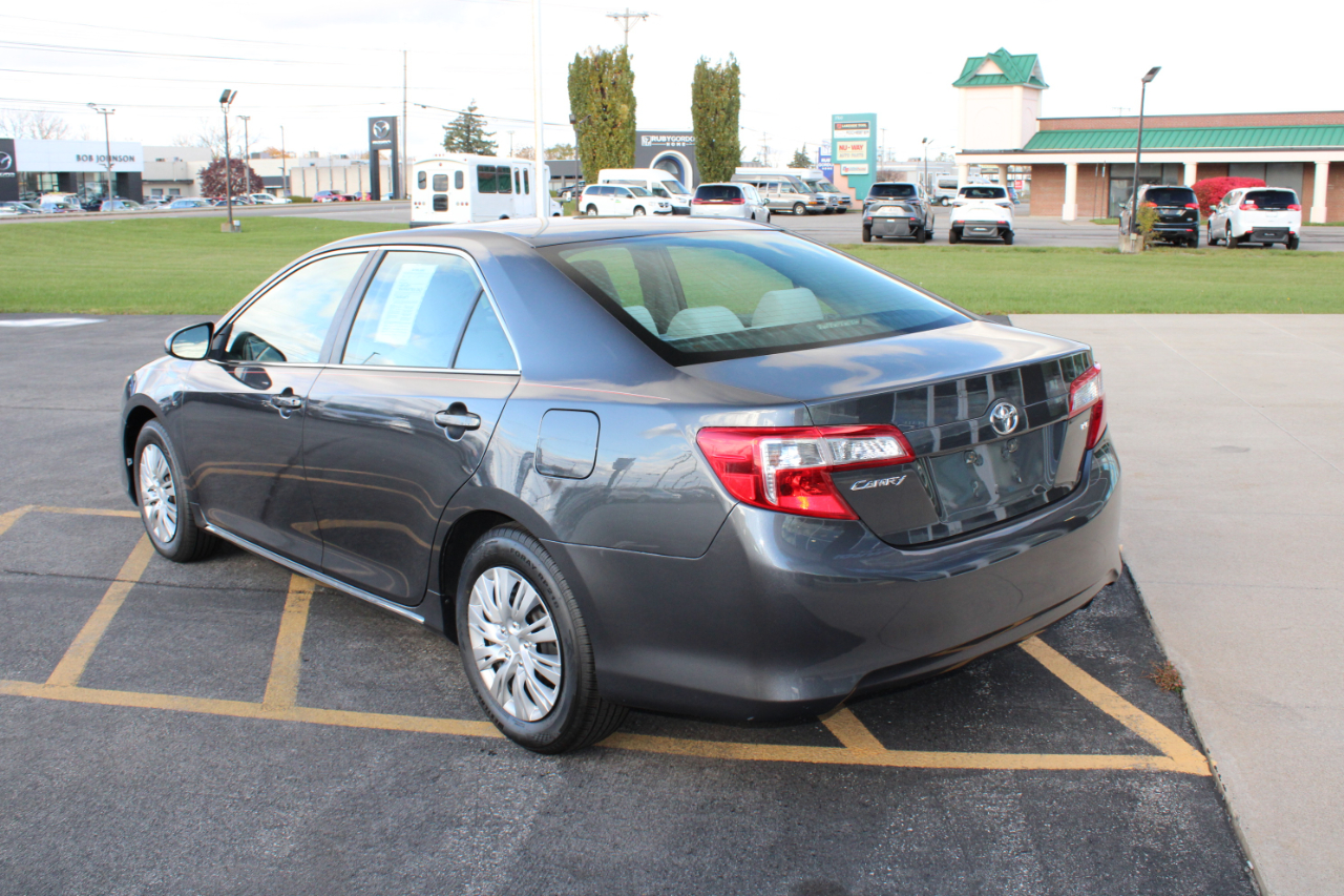 Toyota Camry LE 2012