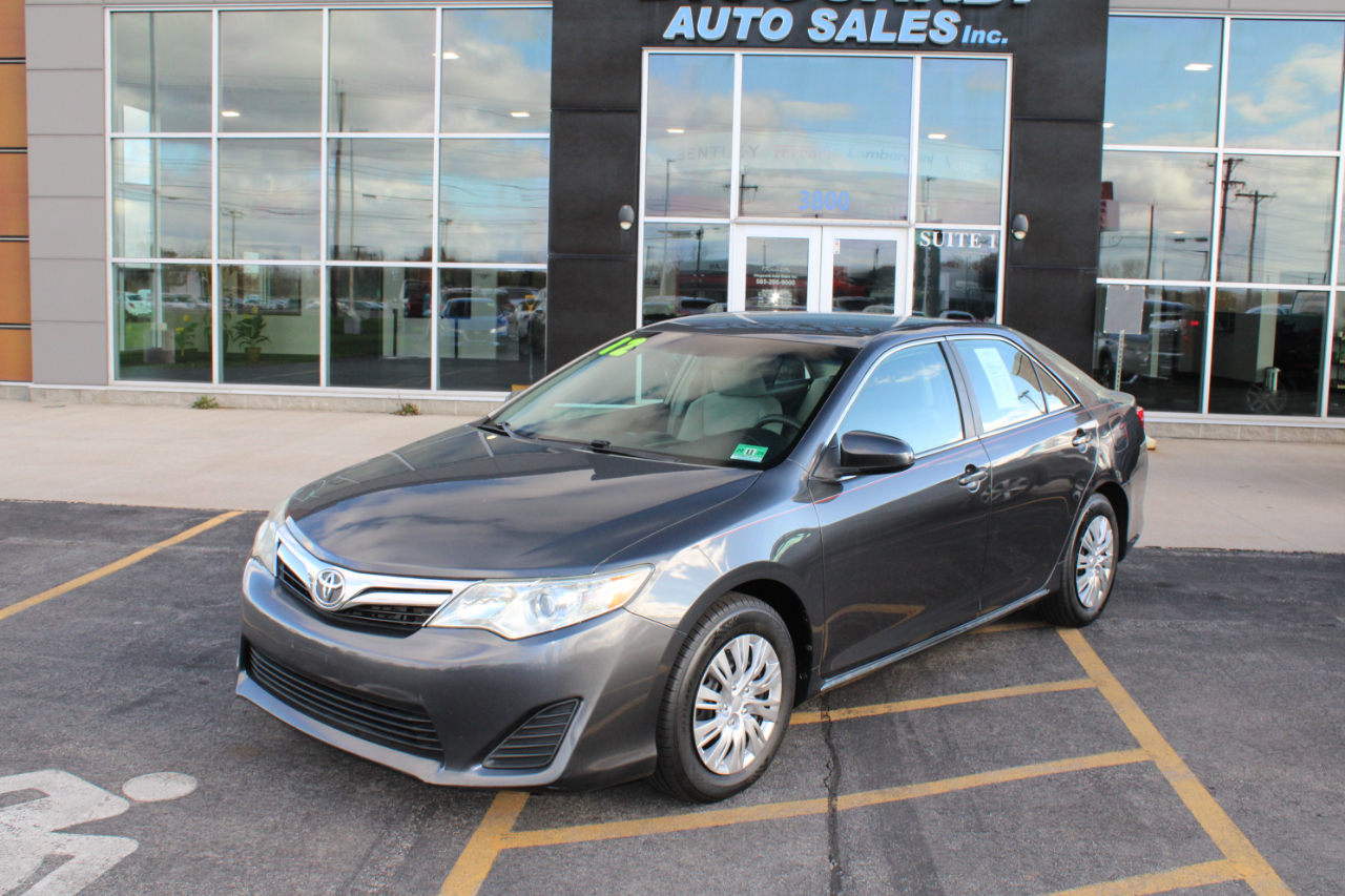 Toyota Camry LE 2012