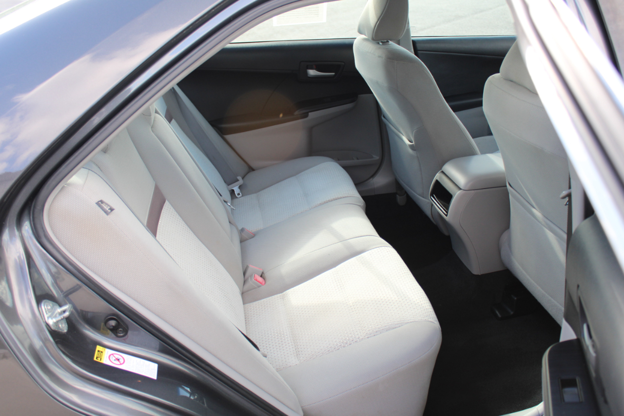 Toyota Camry LE 2012