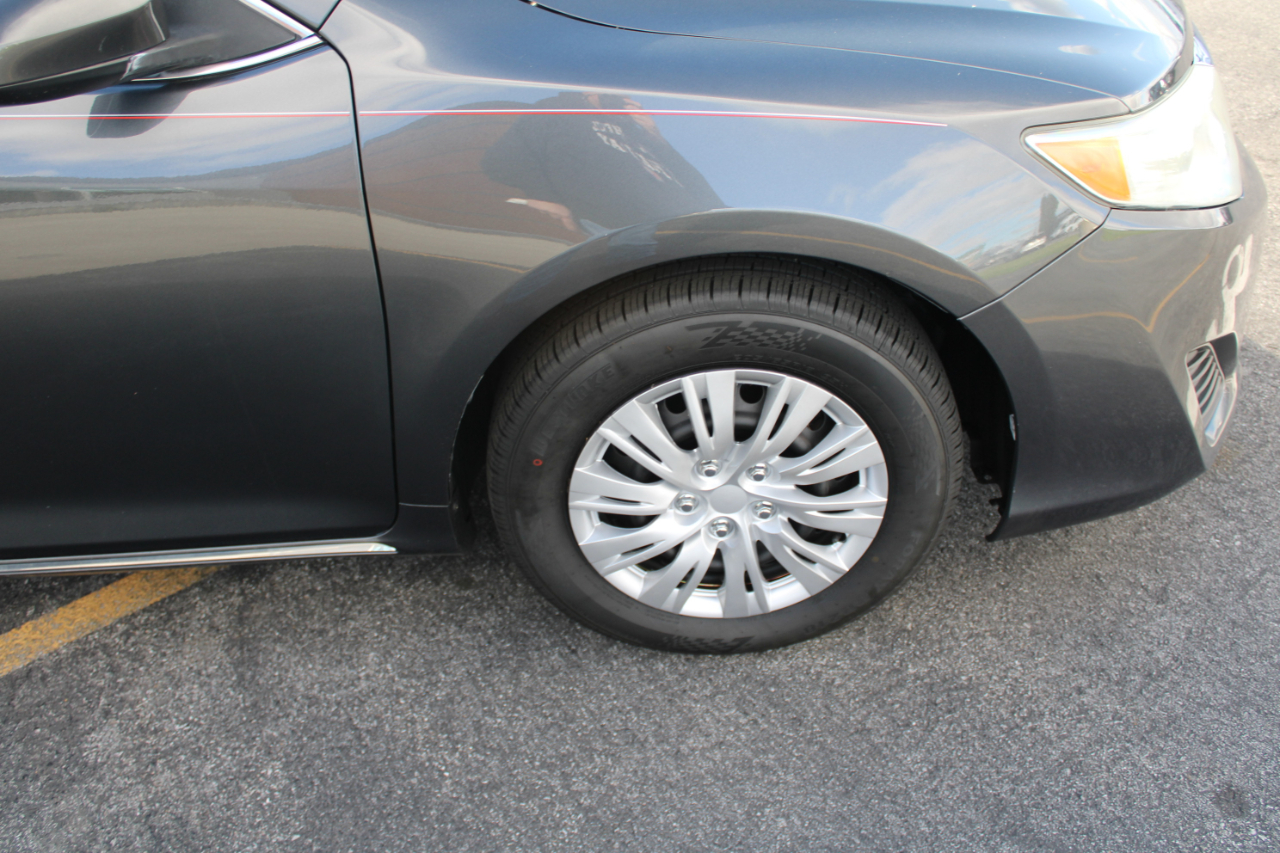 Toyota Camry LE 2012