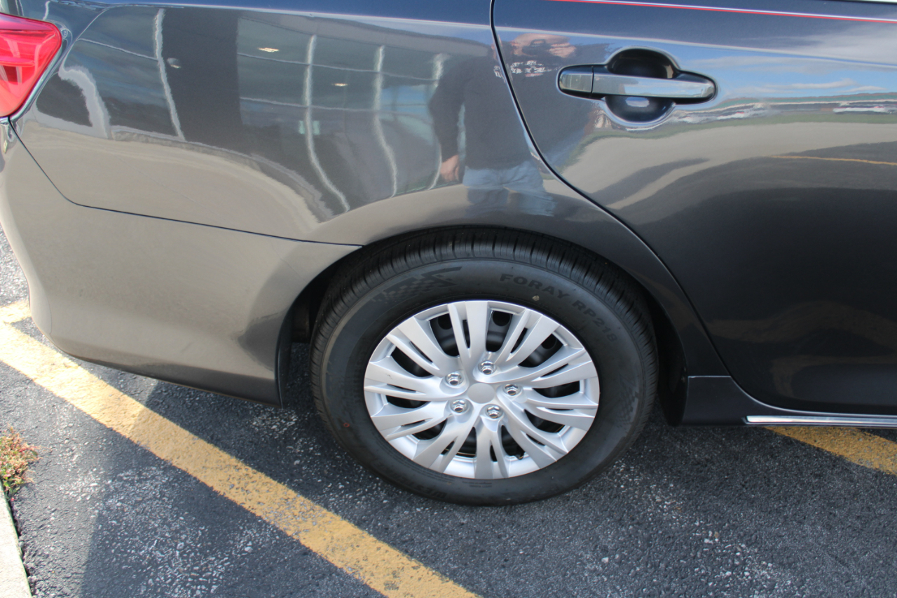 Toyota Camry LE 2012