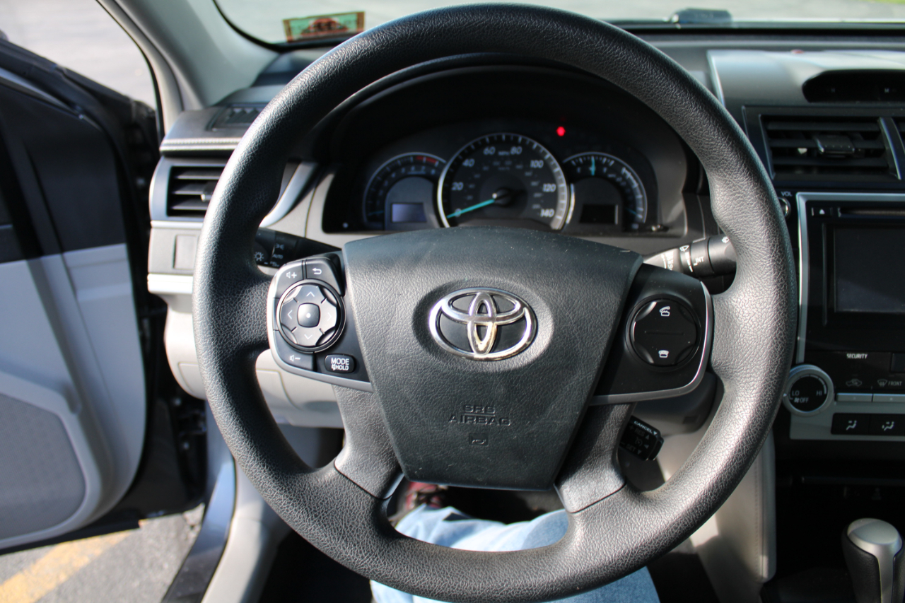 Toyota Camry LE 2012