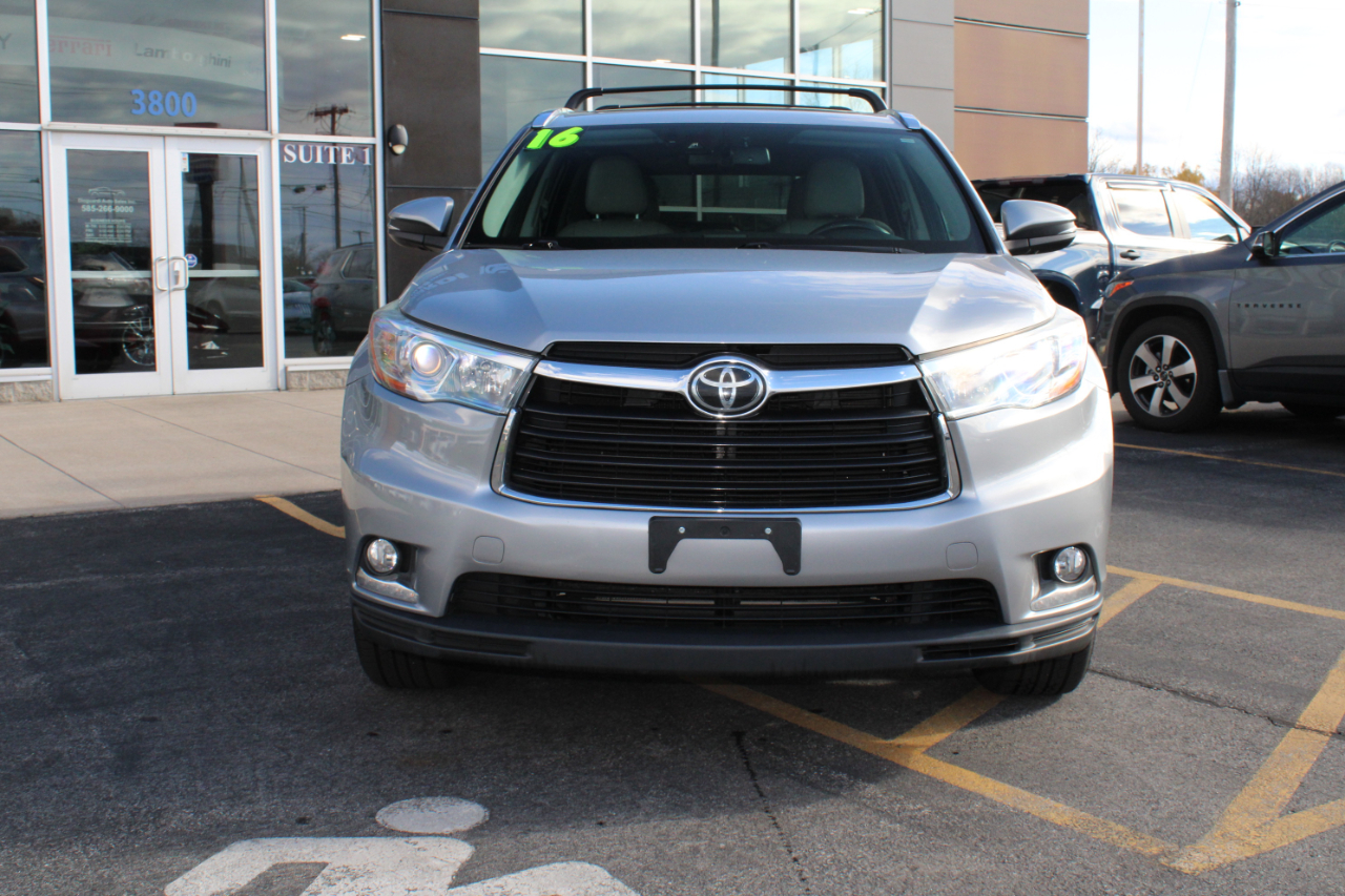 Toyota Highlander Limited AWD V6 2016