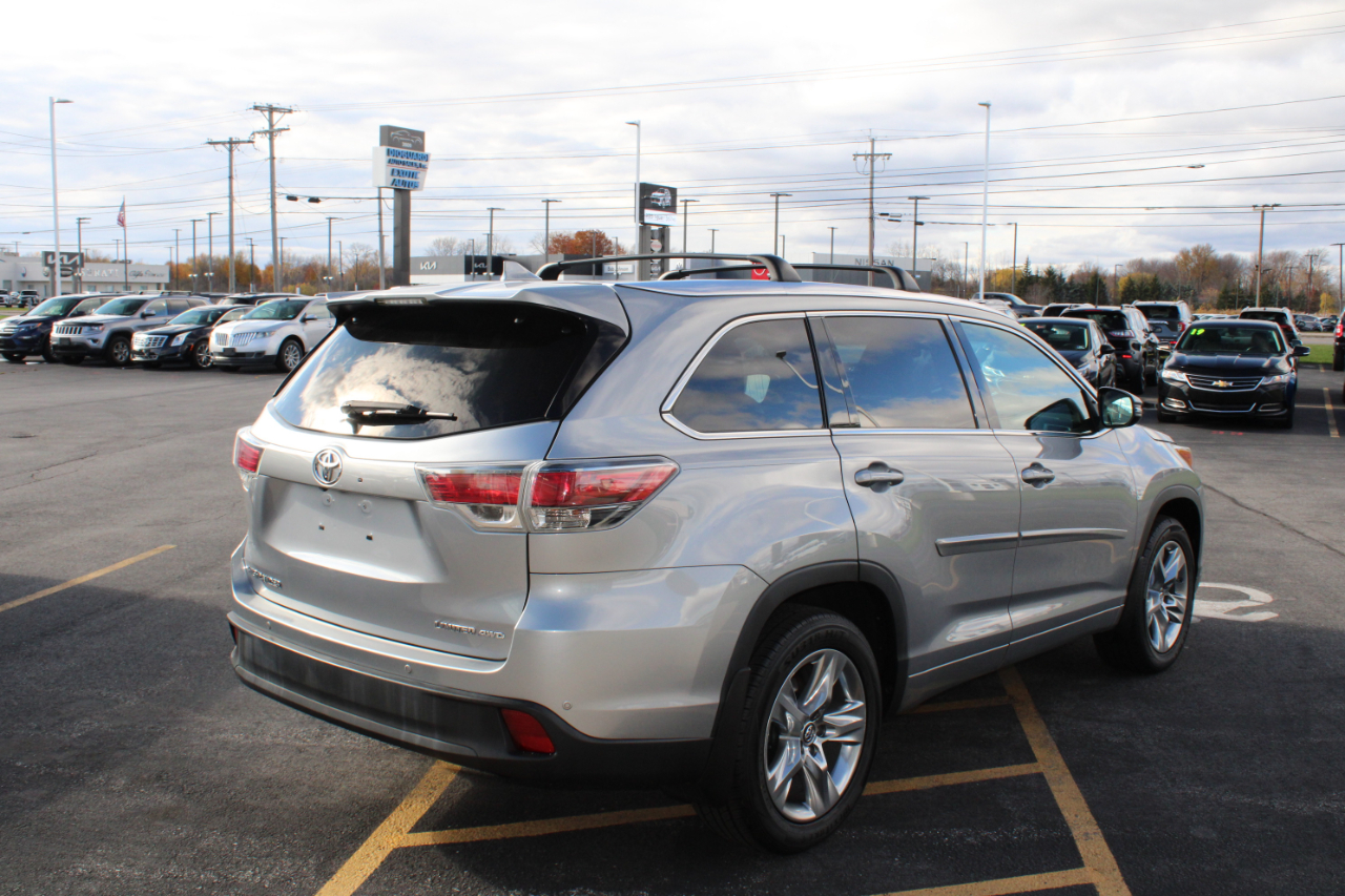 Toyota Highlander Limited AWD V6 2016