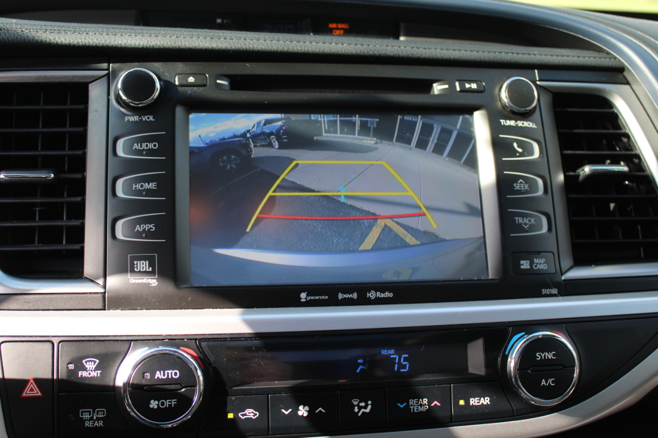 Toyota Highlander Limited AWD V6 2016