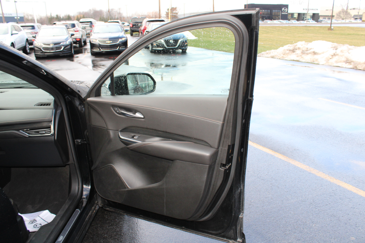 Cadillac XT4 Sport AWD 2019