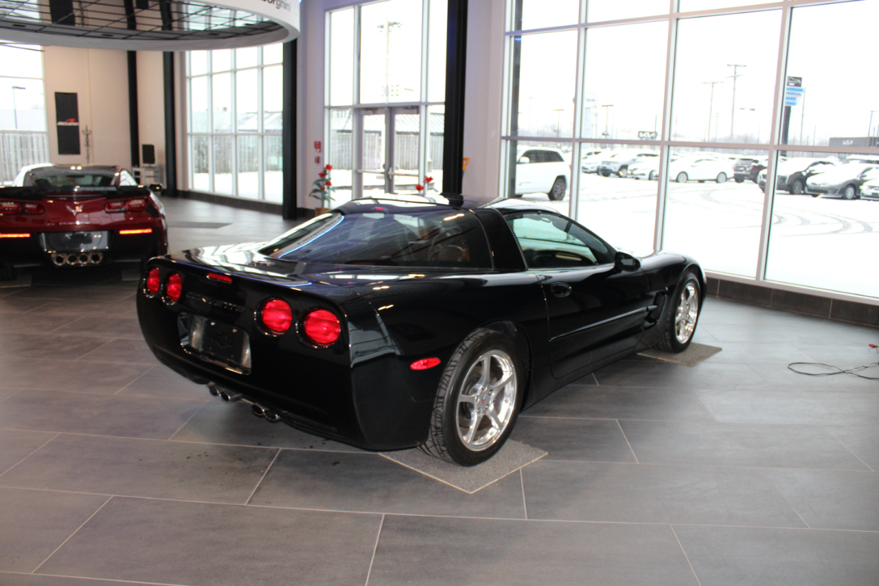 Chevrolet Corvette Coupe 2001
