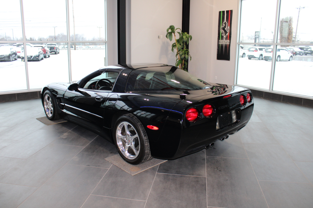 Chevrolet Corvette Coupe 2001