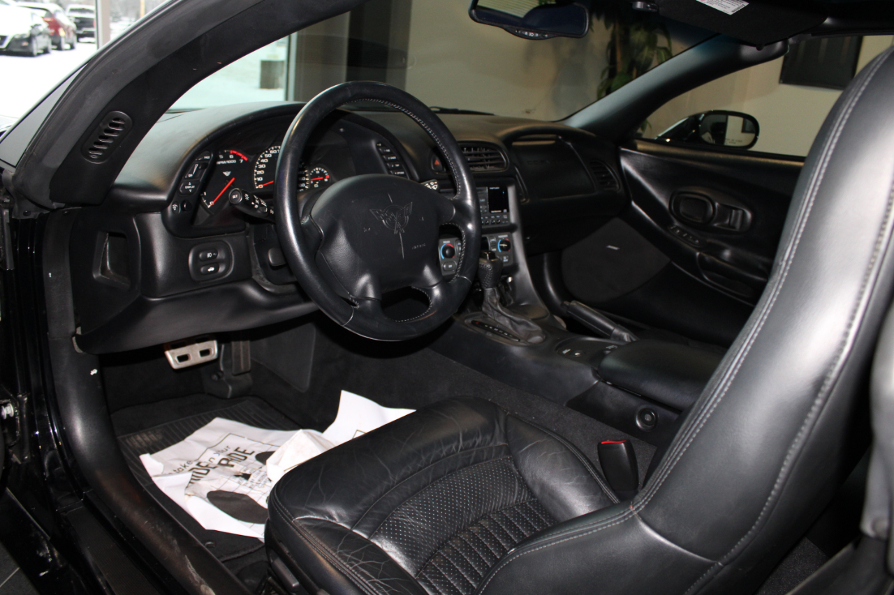 Chevrolet Corvette Coupe 2001