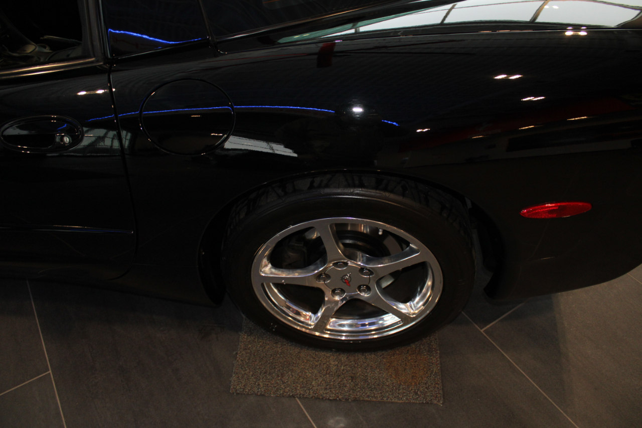 Chevrolet Corvette Coupe 2001