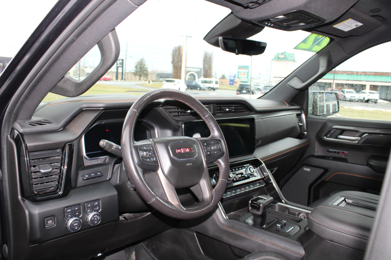 GMC Sierra 1500 AT4 Crew Cab 4WD 2022