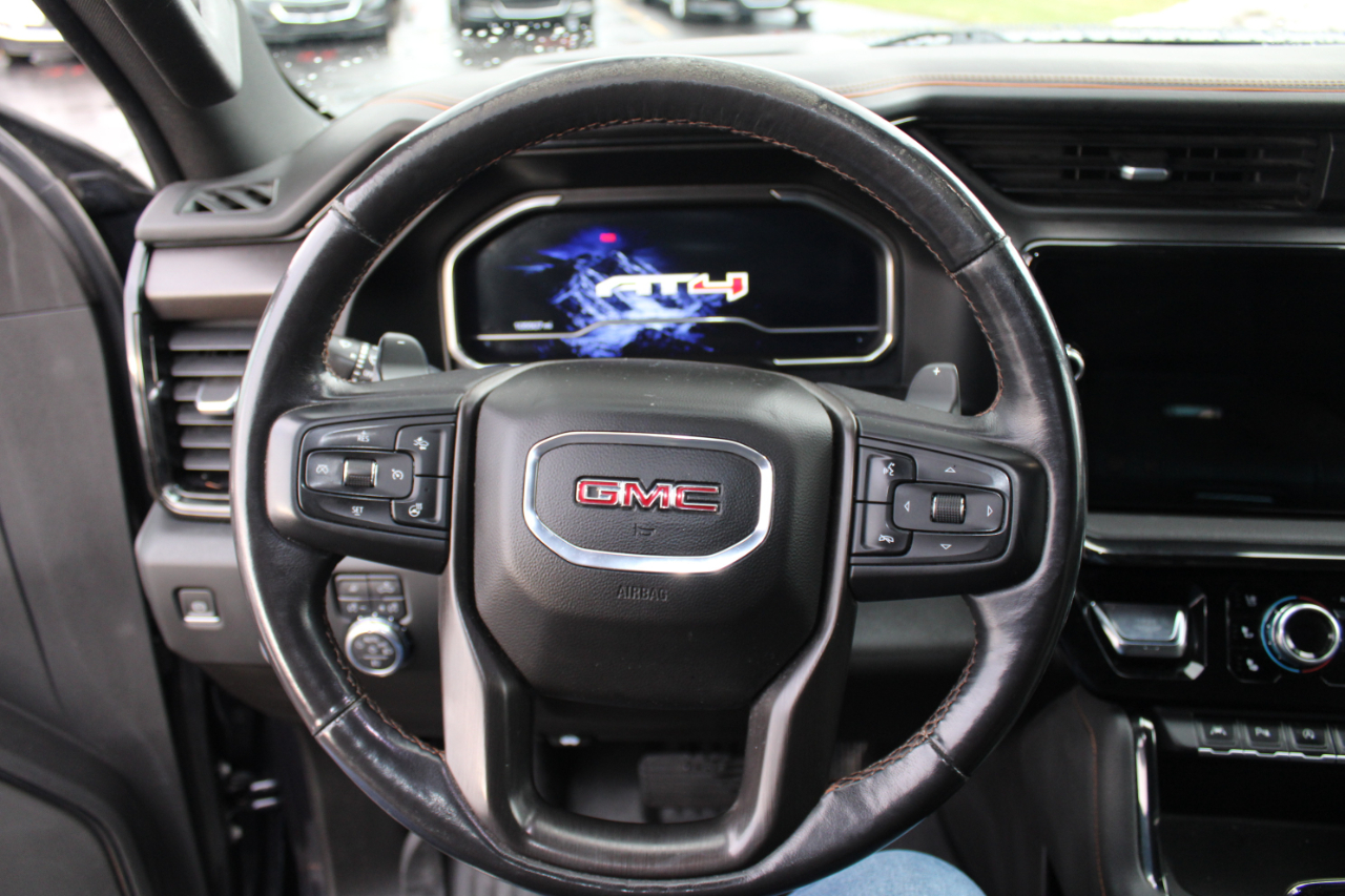 GMC Sierra 1500 AT4 Crew Cab 4WD 2022