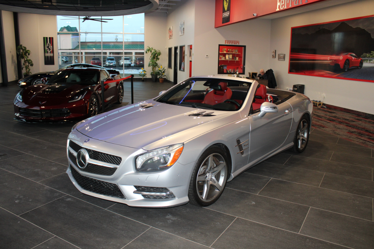 Mercedes-Benz SL-Class SL550R 2013