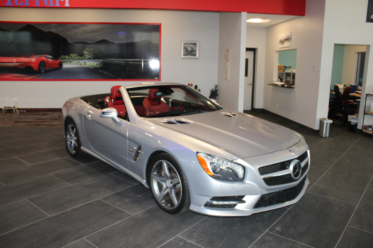 Mercedes-Benz SL-Class SL550R 2013