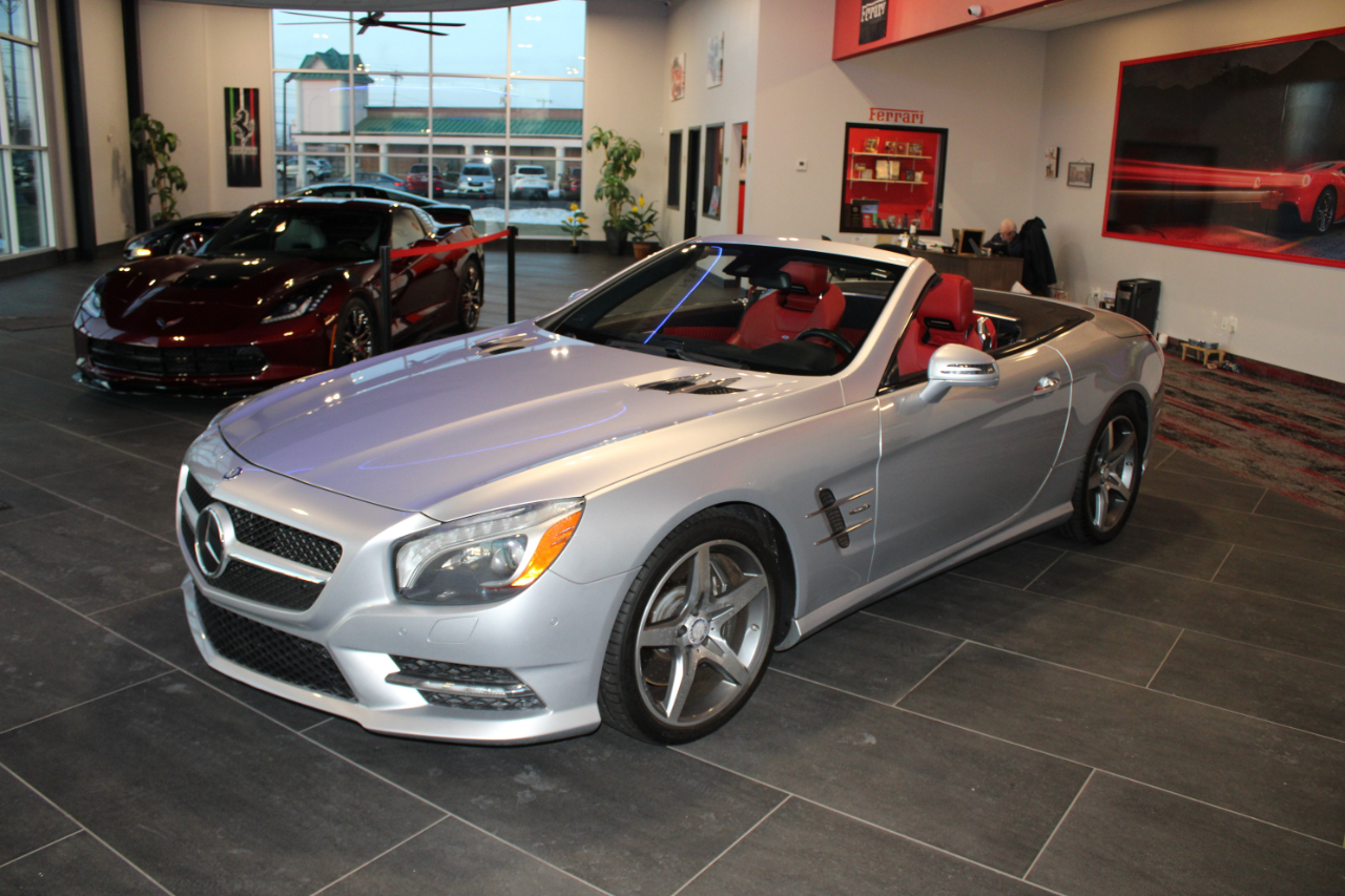 Mercedes-Benz SL-Class SL550R 2013