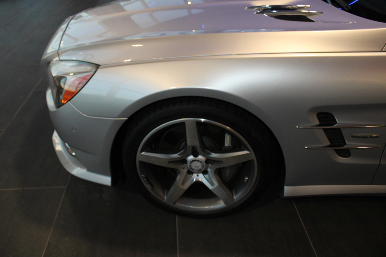 Mercedes-Benz SL-Class SL550R 2013