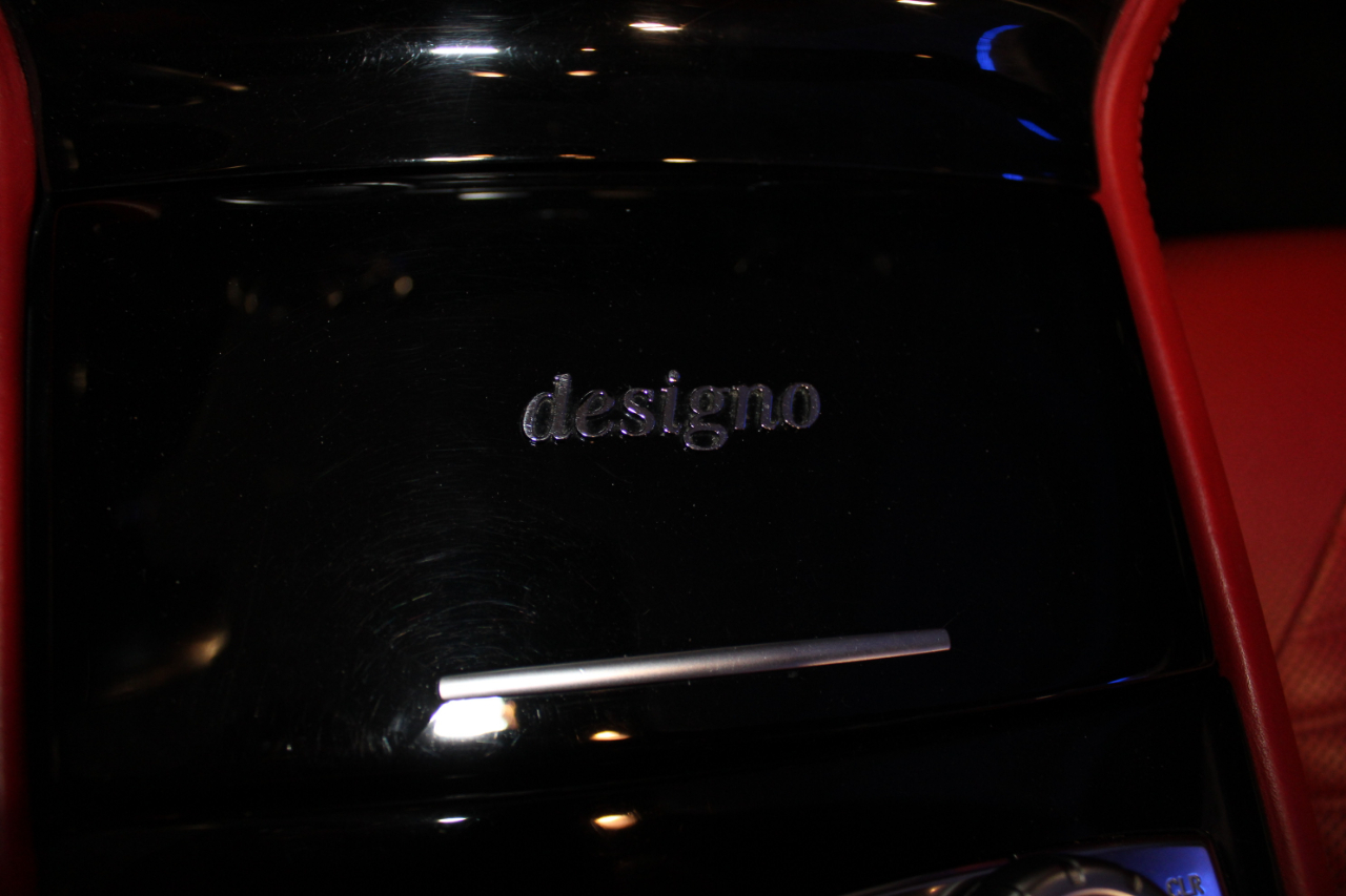 Mercedes-Benz SL-Class SL550R 2013