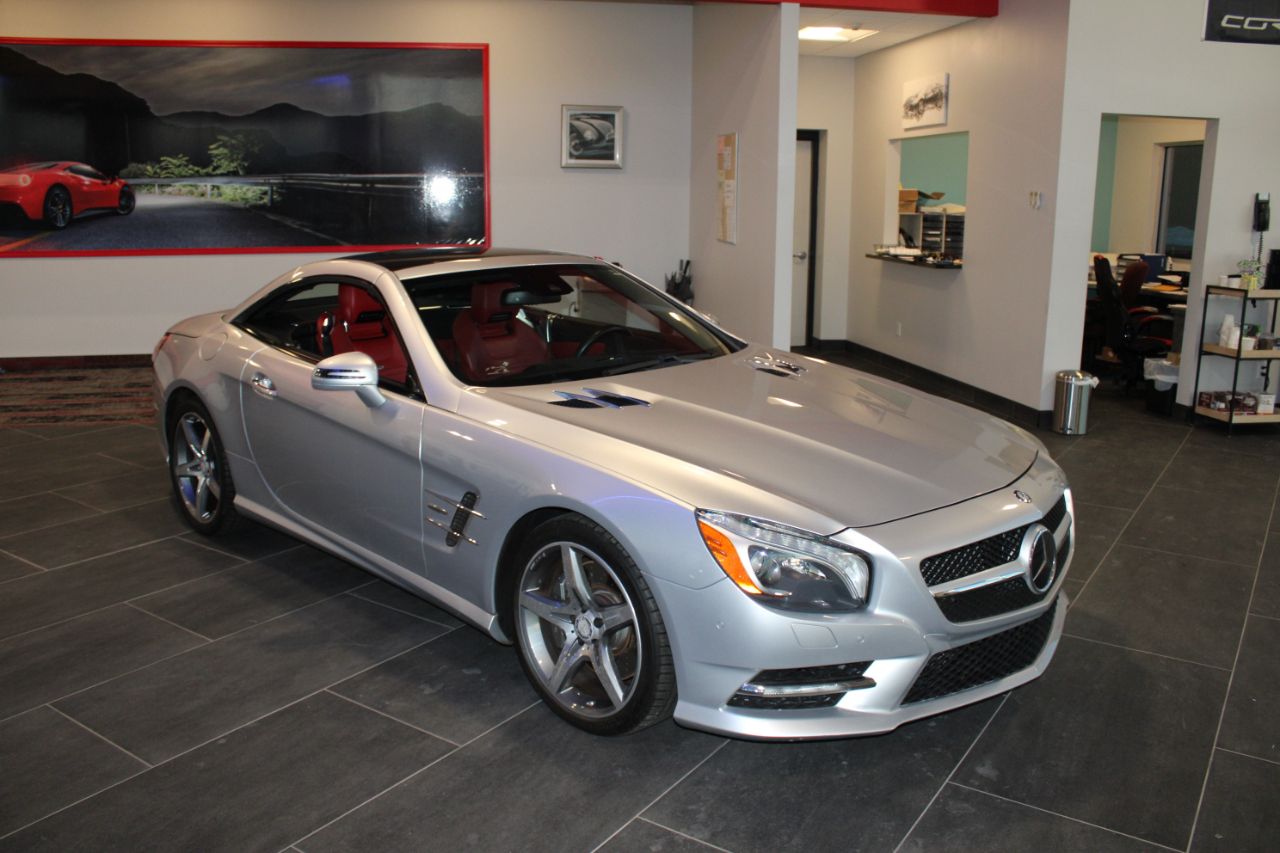 Mercedes-Benz SL-Class SL550R 2013