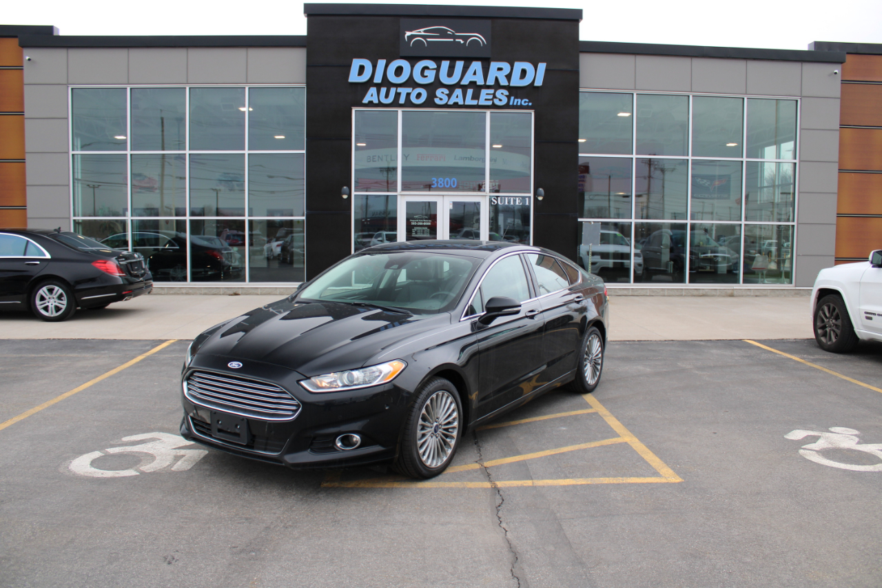 Ford Fusion Titanium AWD 2016