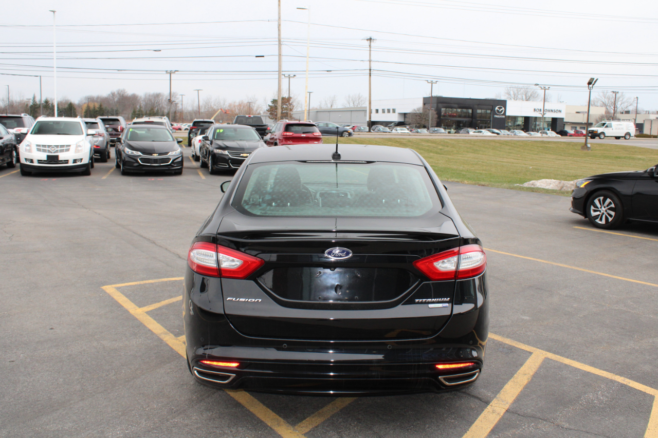 Ford Fusion Titanium AWD 2016