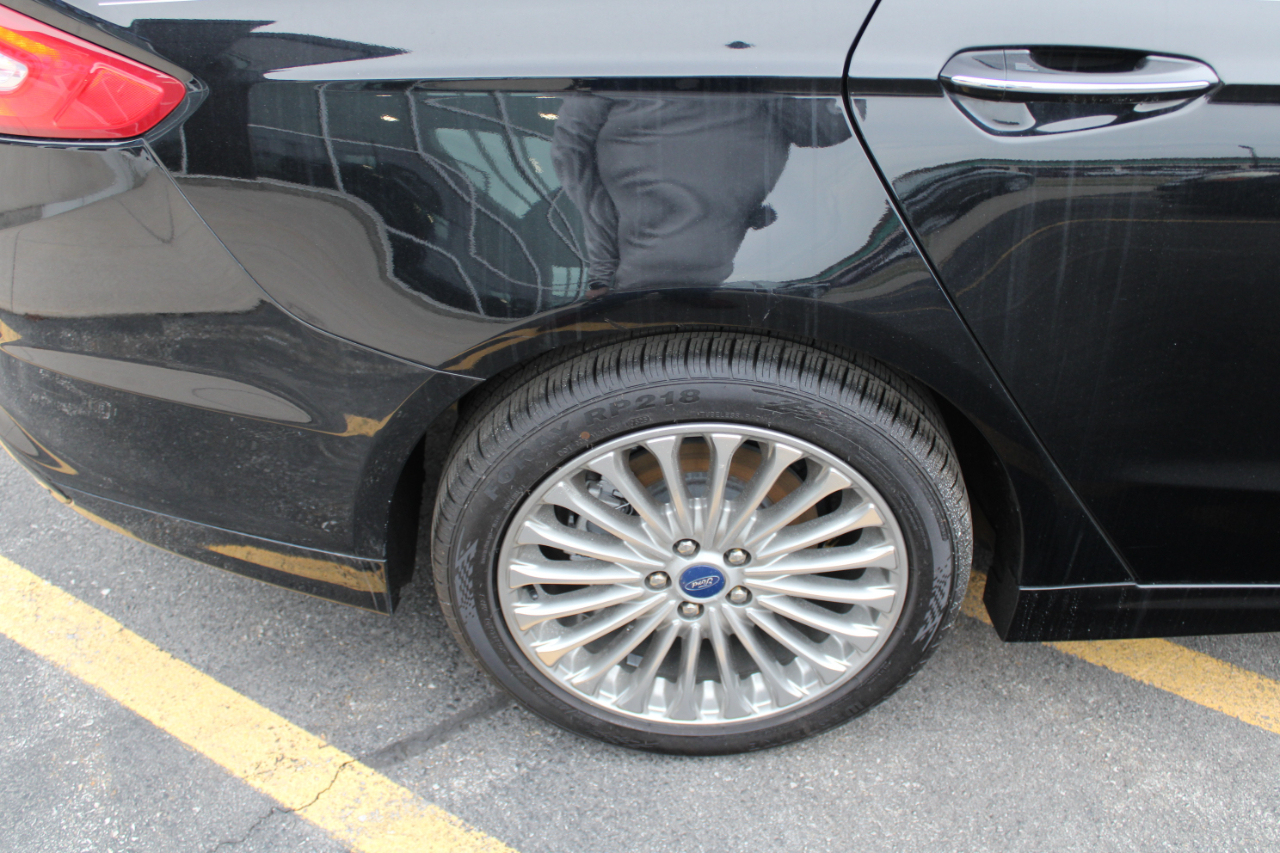 Ford Fusion Titanium AWD 2016