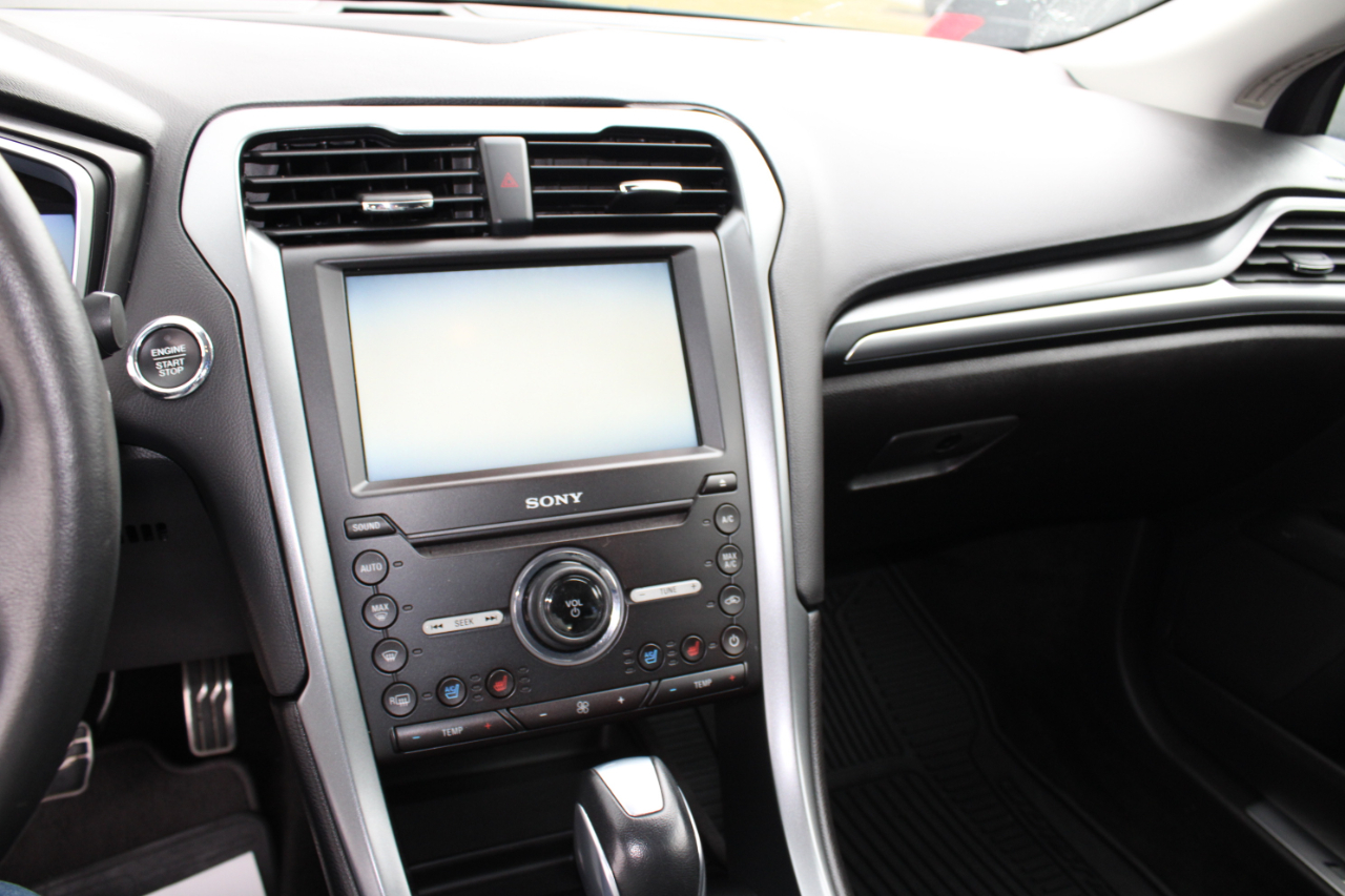 Ford Fusion Titanium AWD 2016