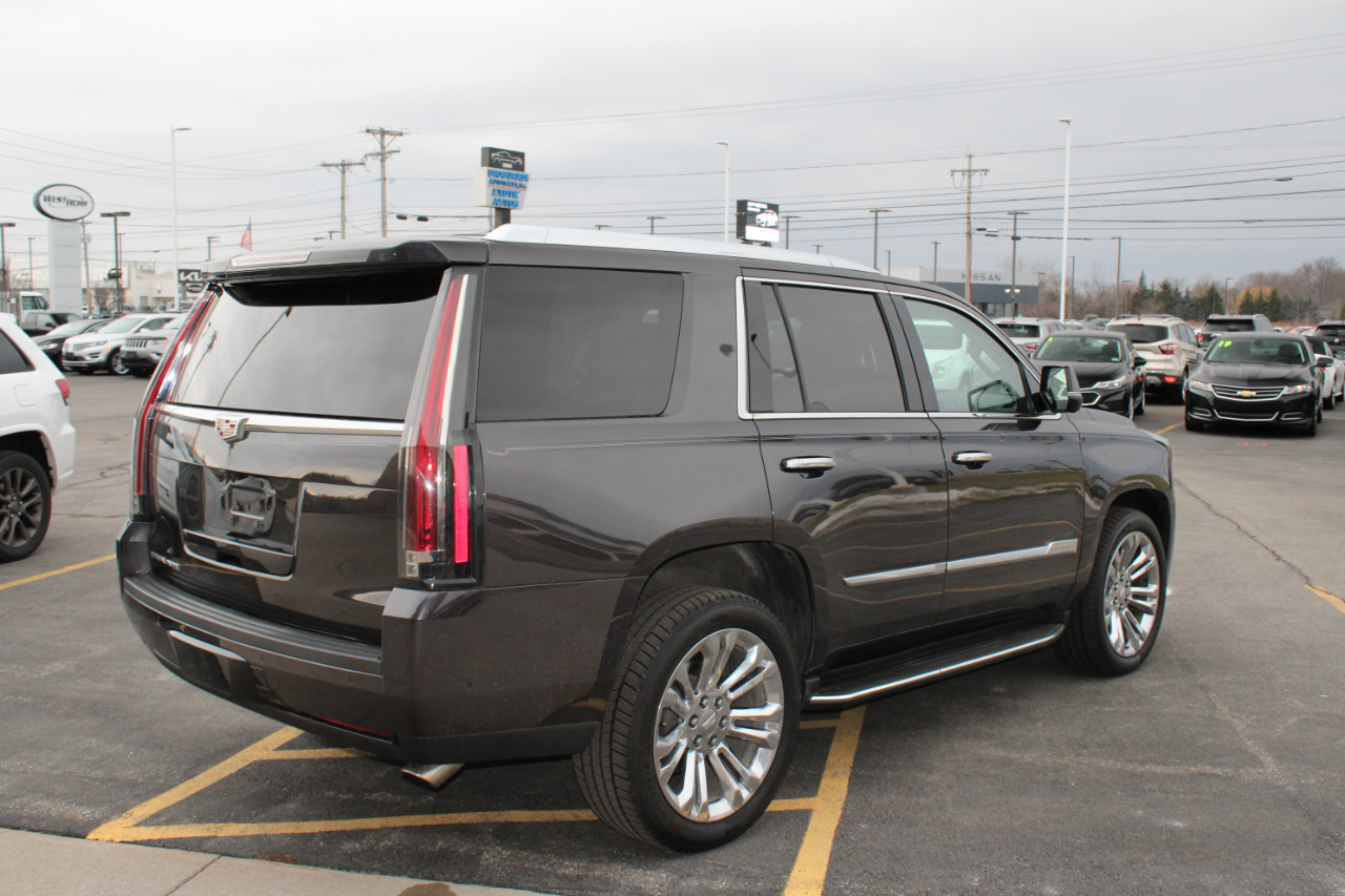 Cadillac Escalade Luxury 4WD 2018