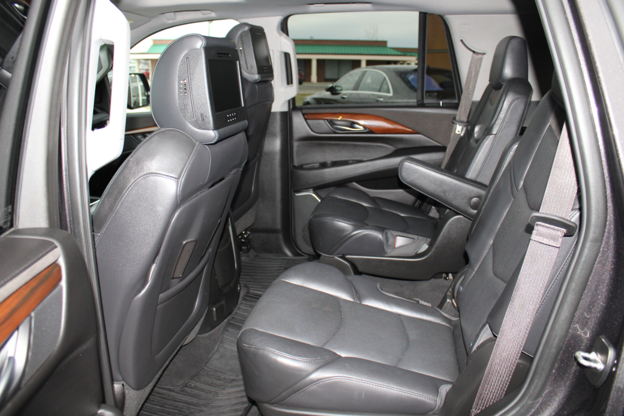 Cadillac Escalade Luxury 4WD 2018