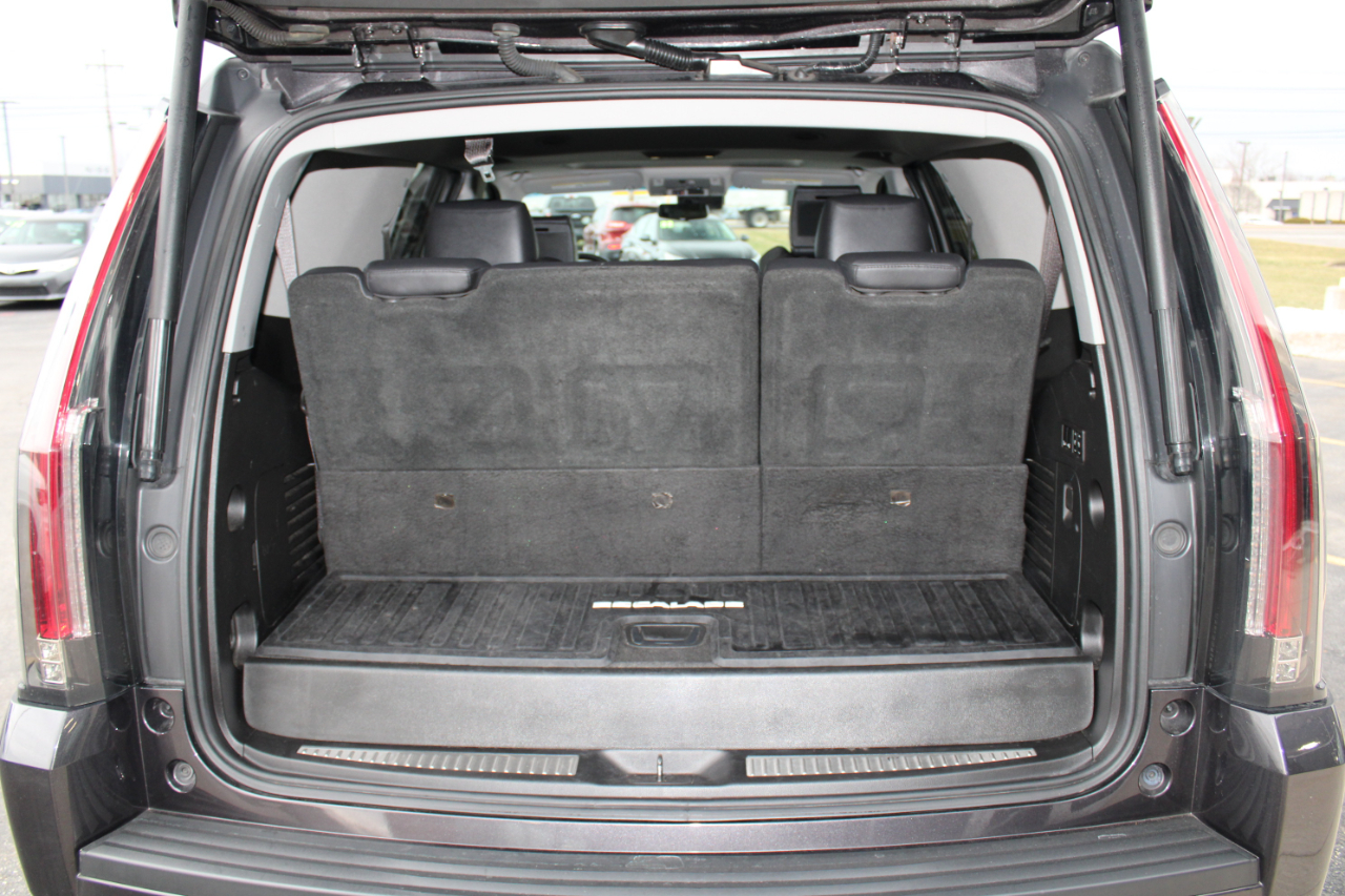 Cadillac Escalade Luxury 4WD 2018