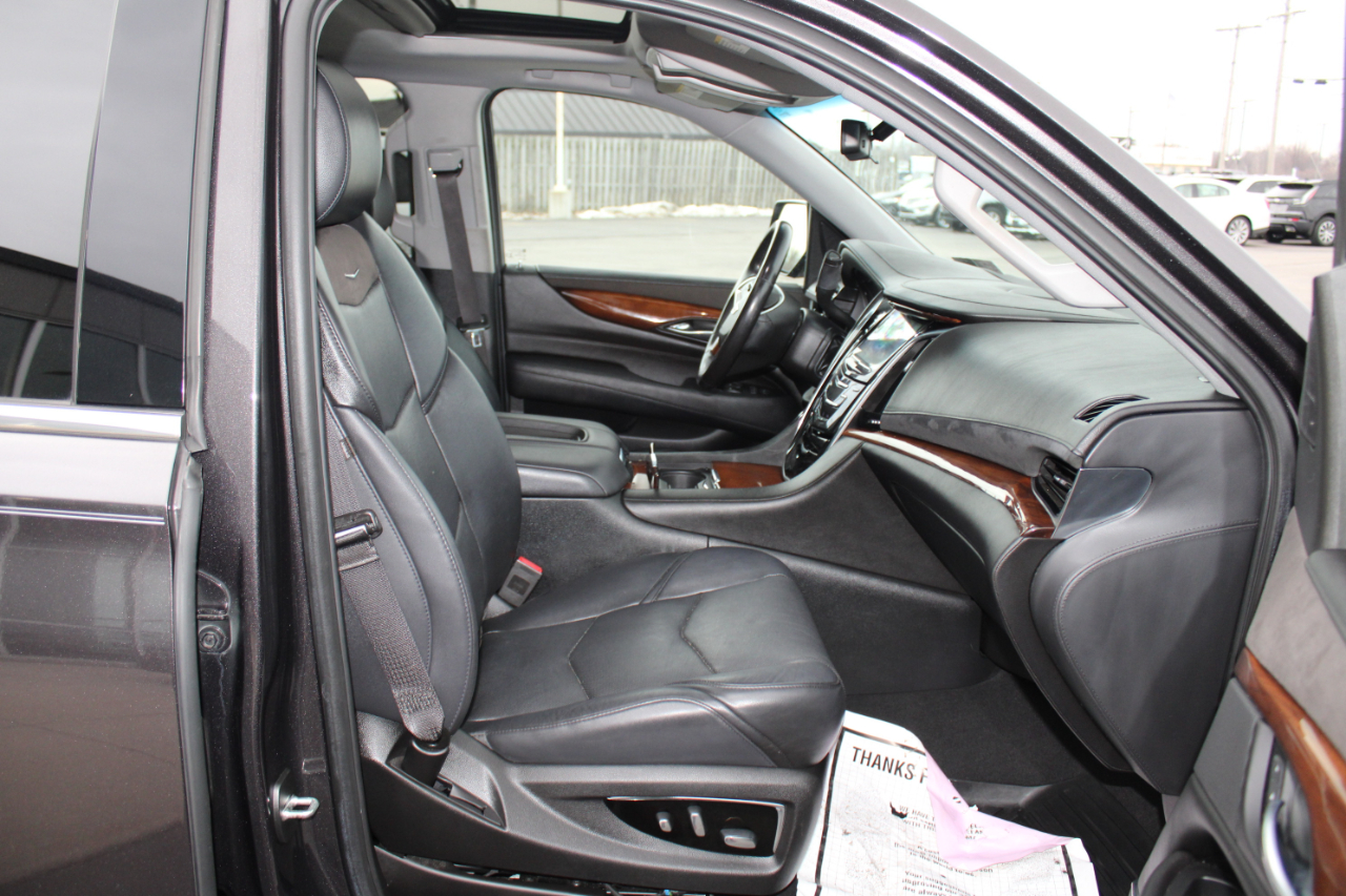 Cadillac Escalade Luxury 4WD 2018