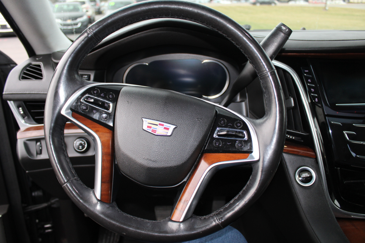 Cadillac Escalade Luxury 4WD 2018