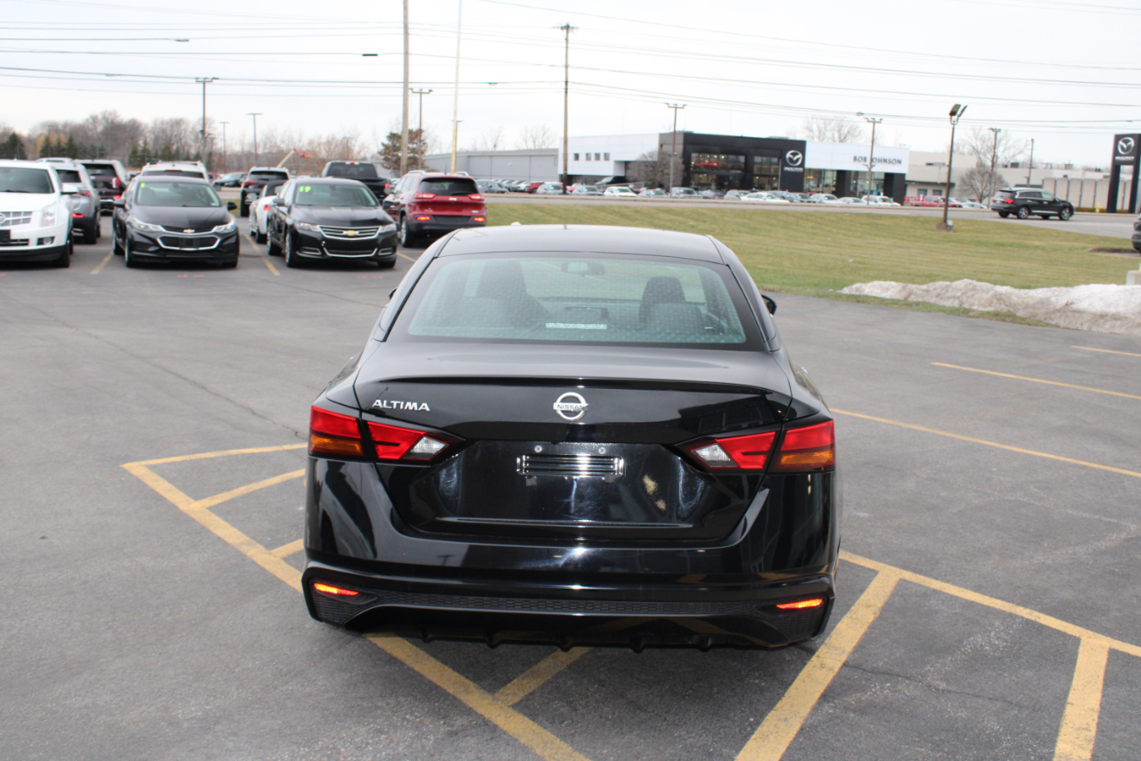 Nissan Altima 2.5 S 2022