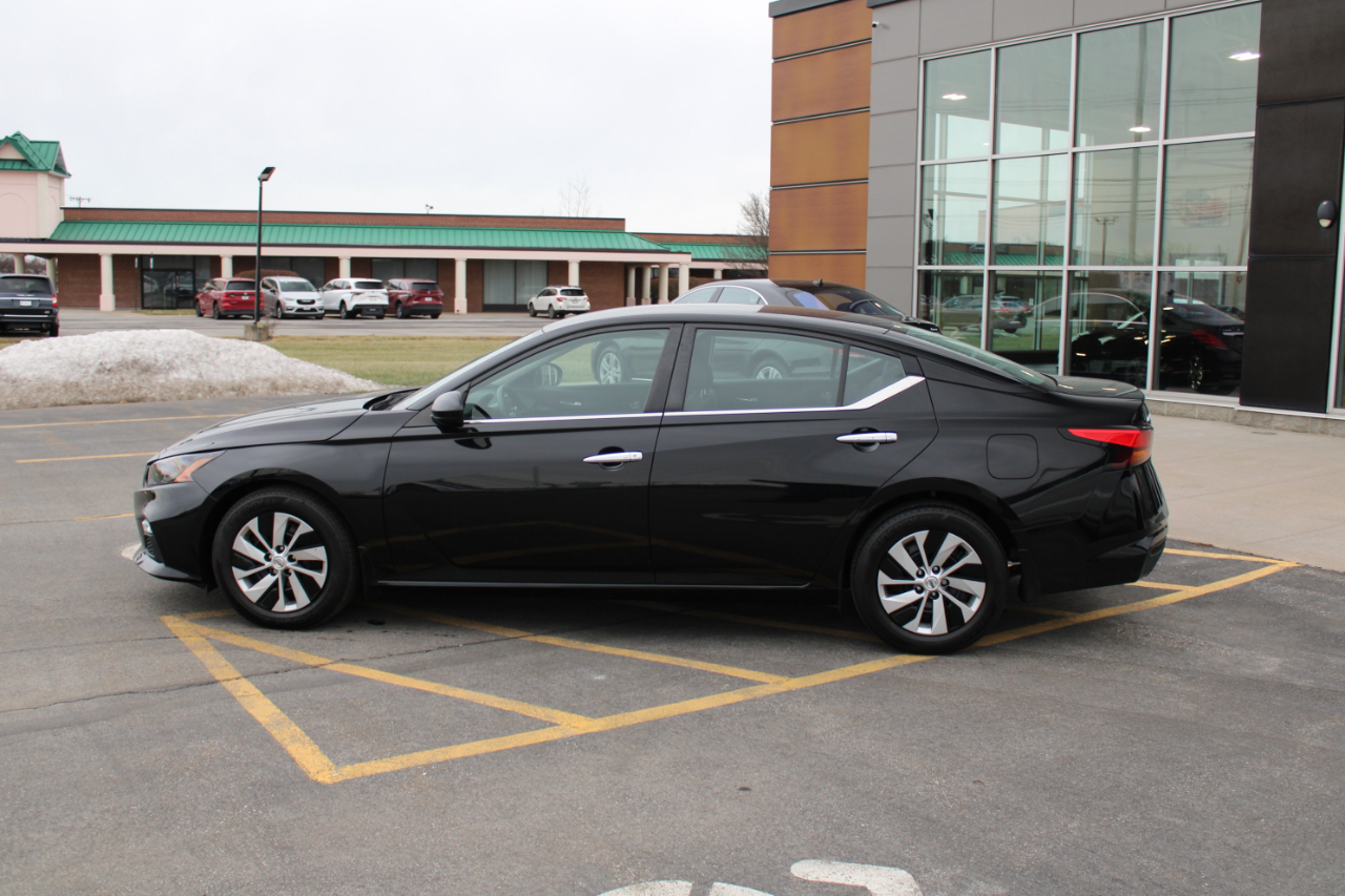 Nissan Altima 2.5 S 2022