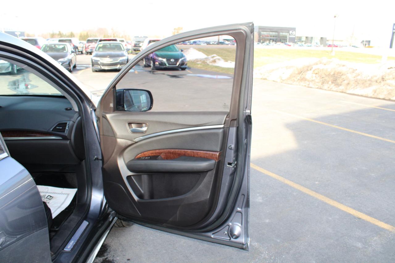 Acura MDX SH-AWD 9-Spd AT w/Tech Package 2018