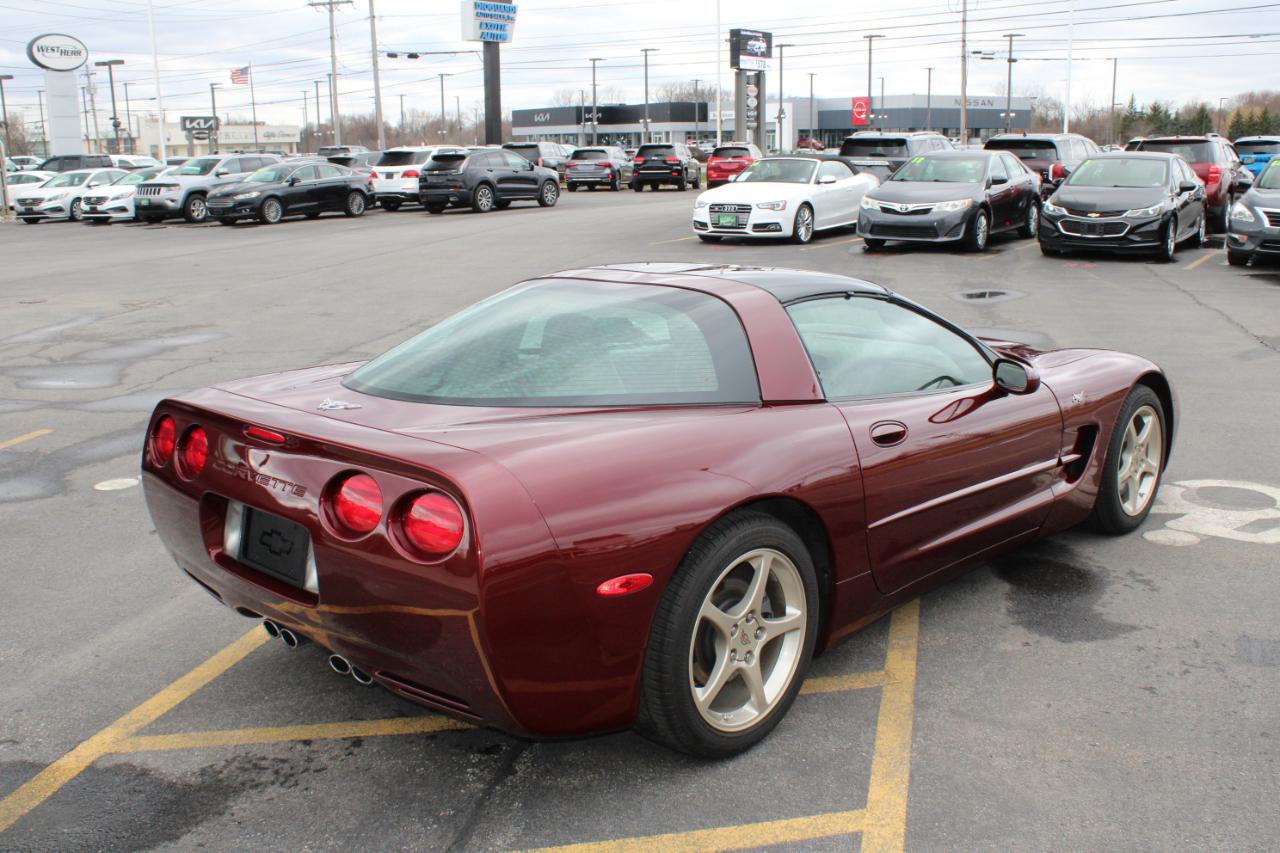 Chevrolet Corvette  2003