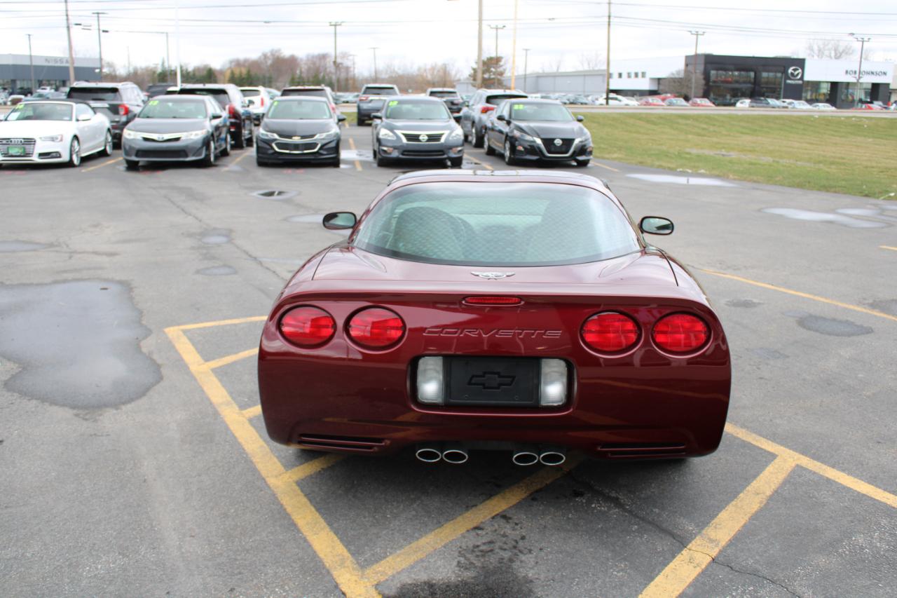 Chevrolet Corvette  2003