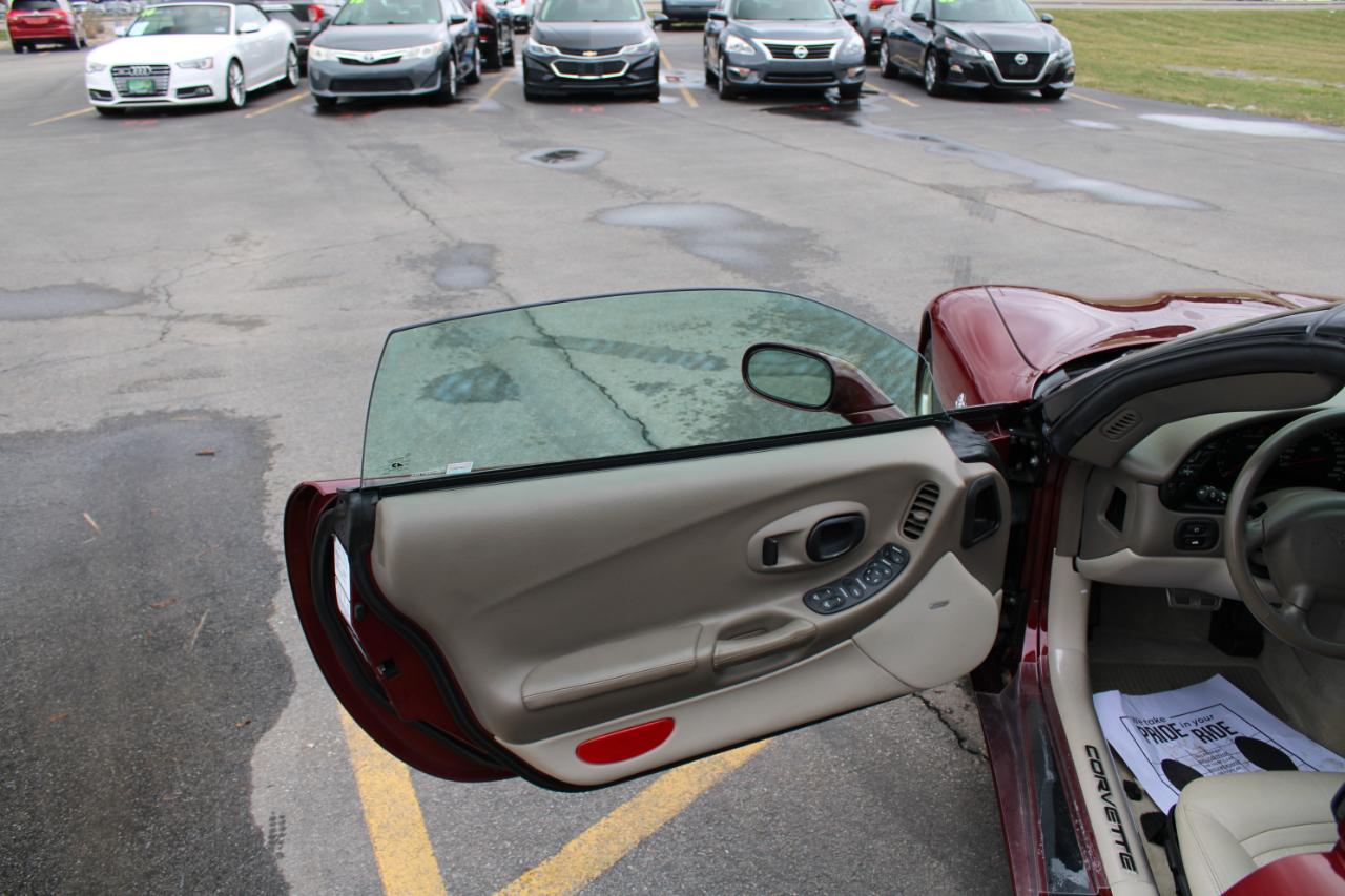 Chevrolet Corvette  2003