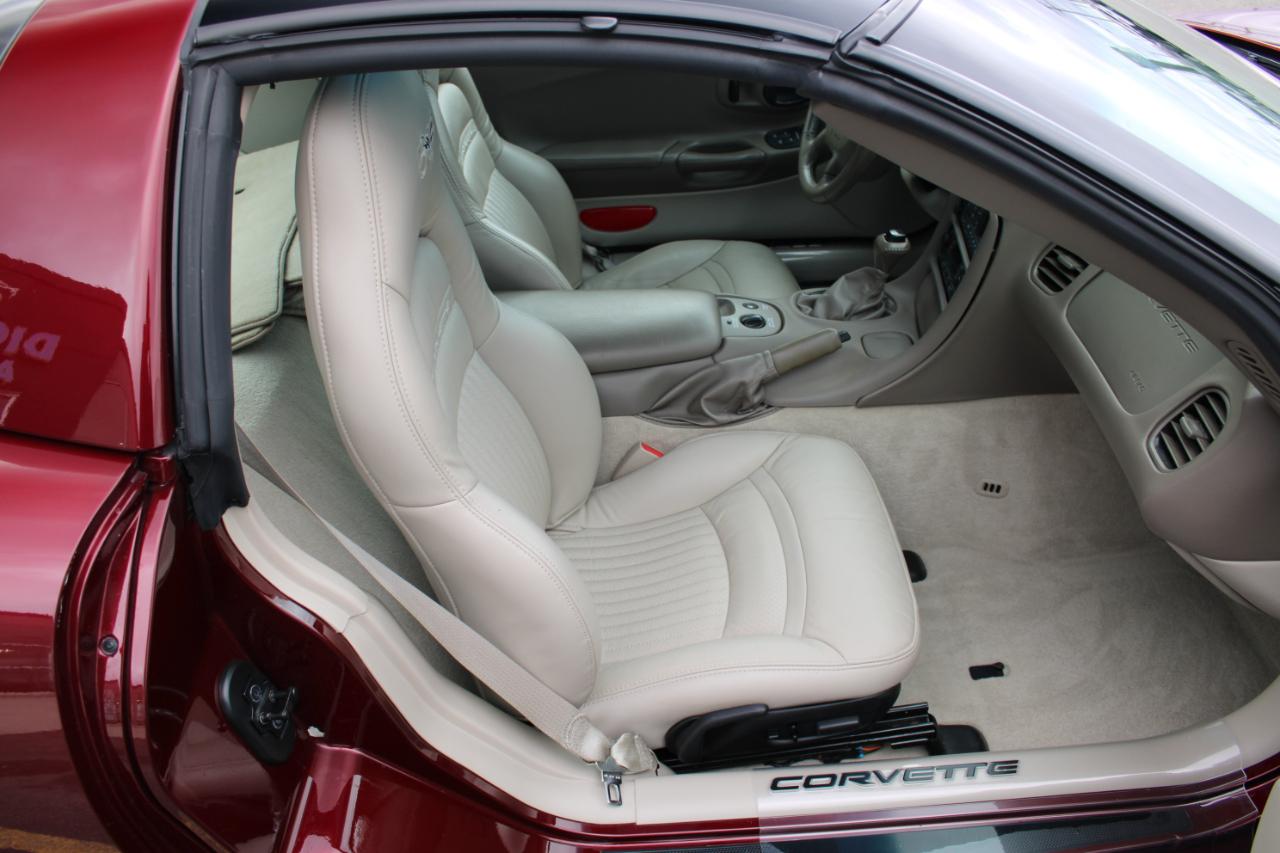 Chevrolet Corvette  2003