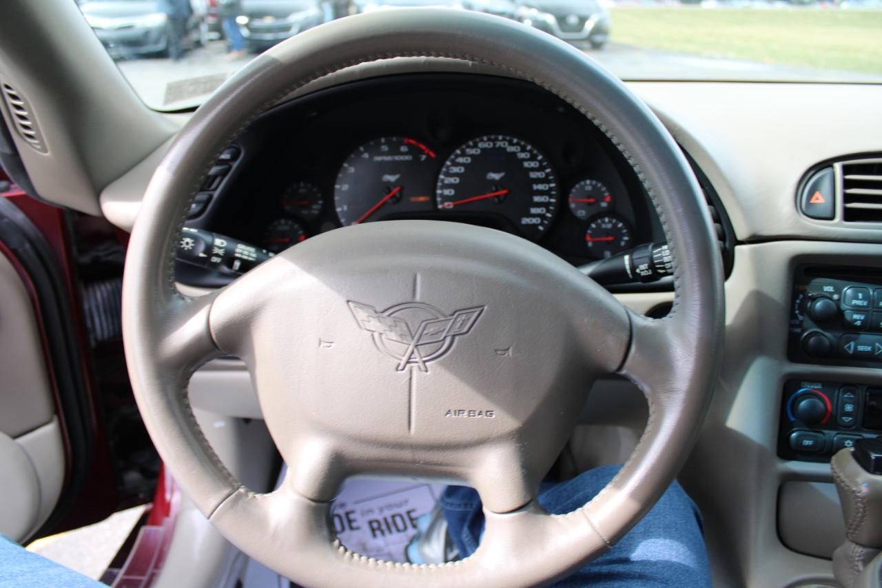 Chevrolet Corvette  2003