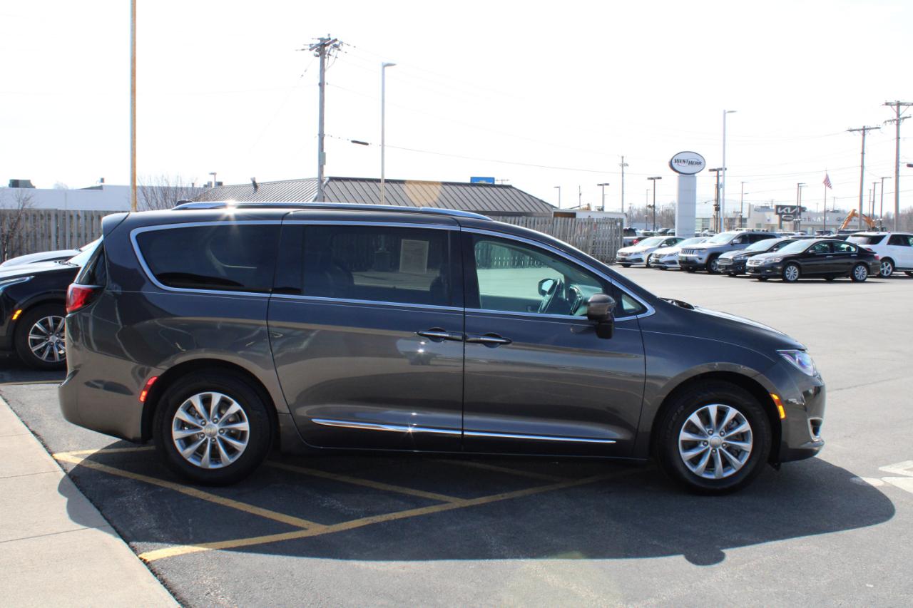 Chrysler Pacifica Touring-L 2019