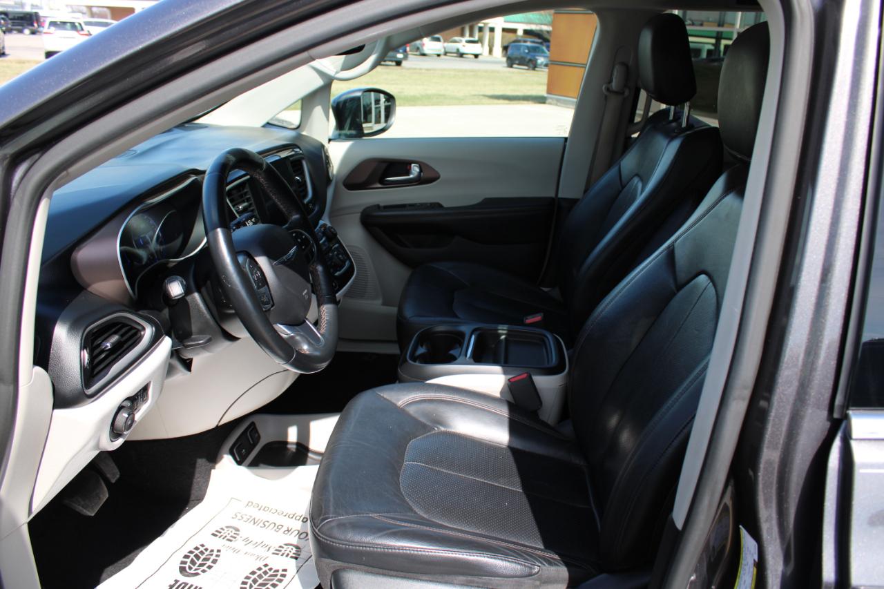Chrysler Pacifica Touring-L 2019
