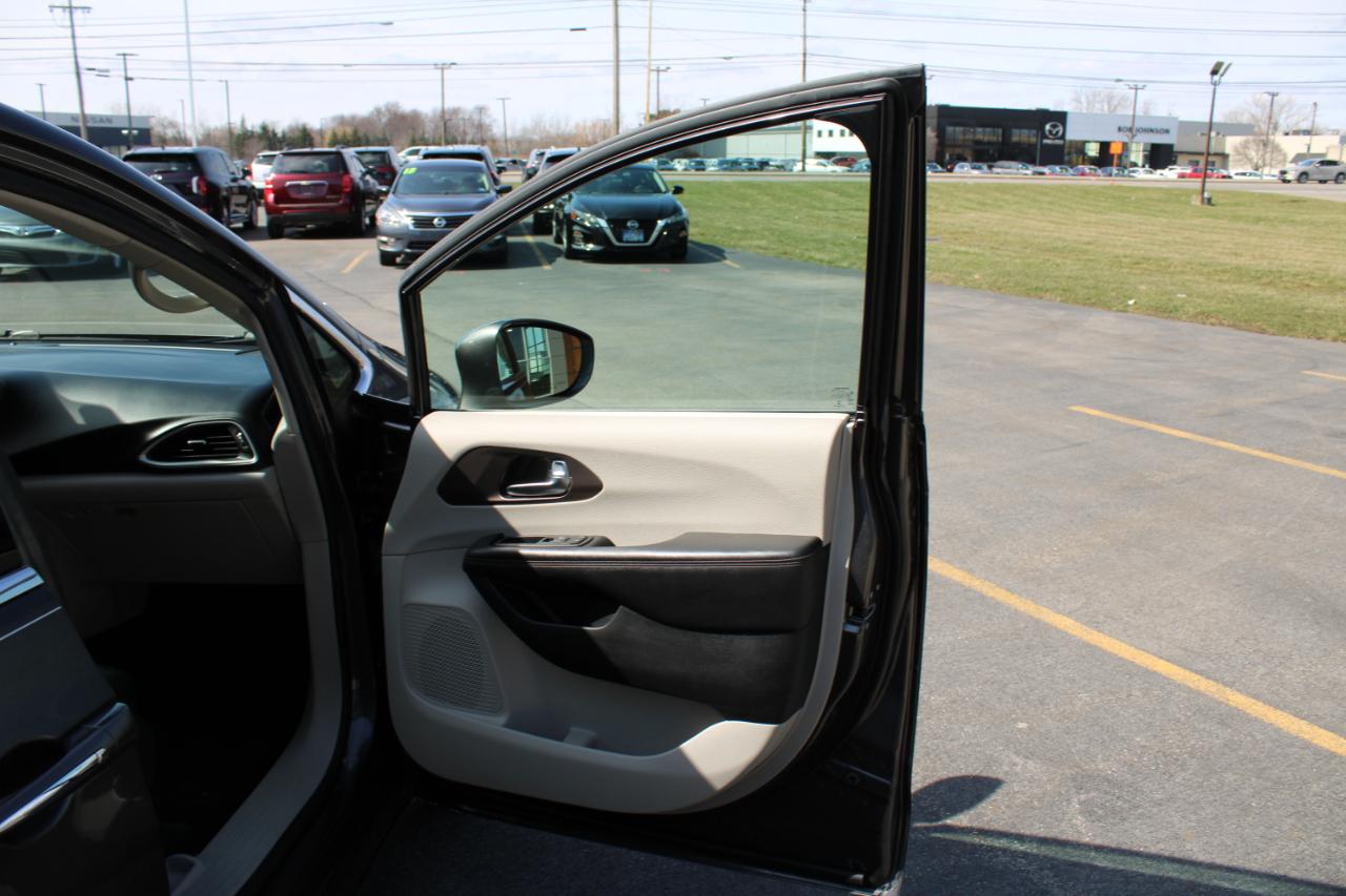 Chrysler Pacifica Touring-L 2019