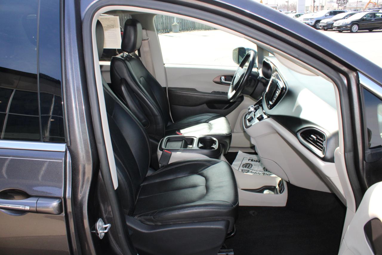 Chrysler Pacifica Touring-L 2019