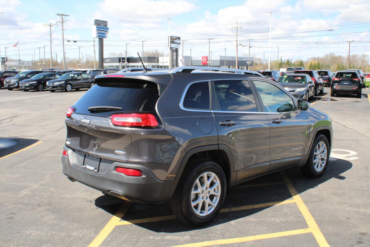 Jeep Cherokee Latitude 4WD 2015